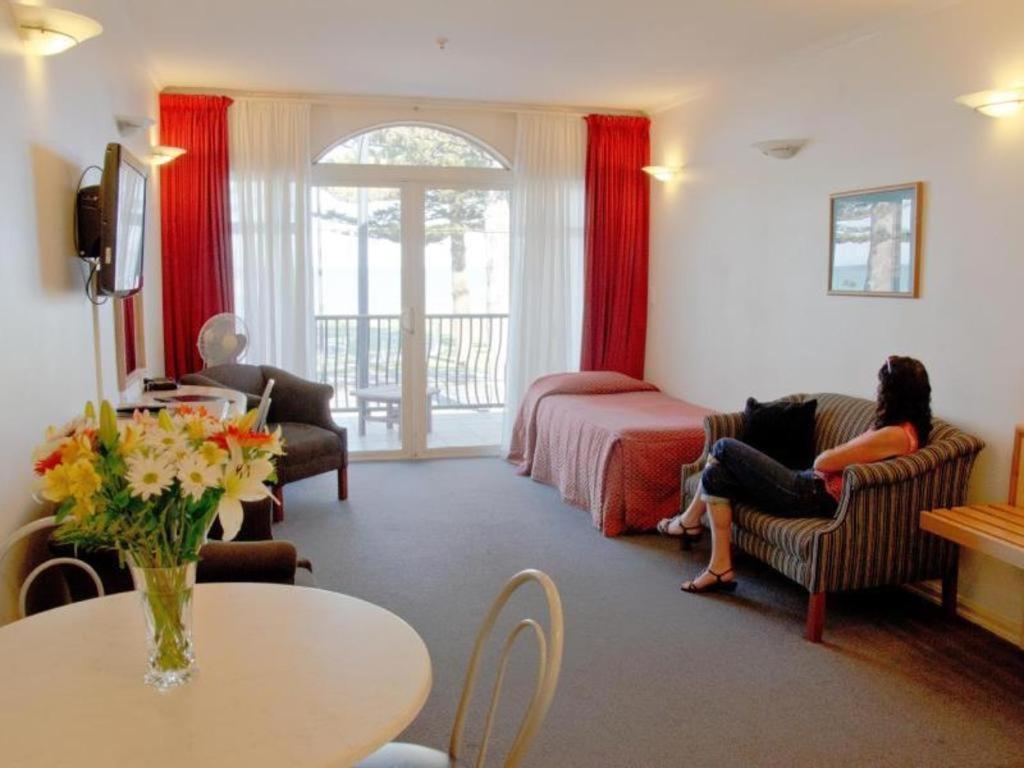 Beachfront Motel Napier Ngoại thất bức ảnh