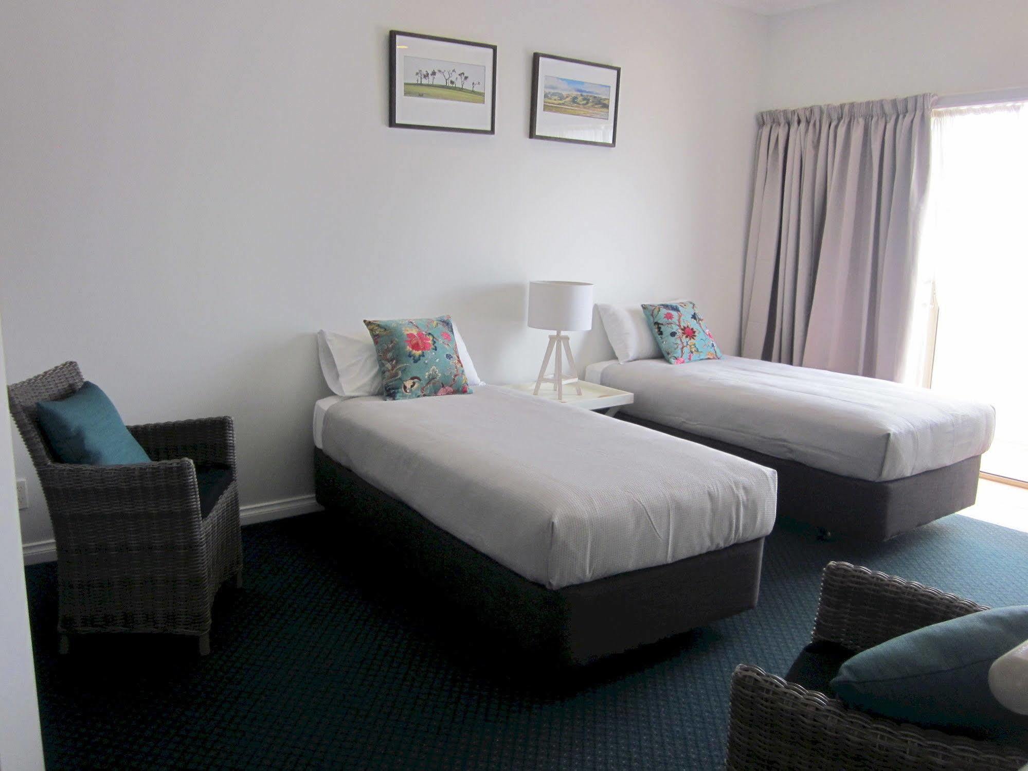 Beachfront Motel Napier Ngoại thất bức ảnh