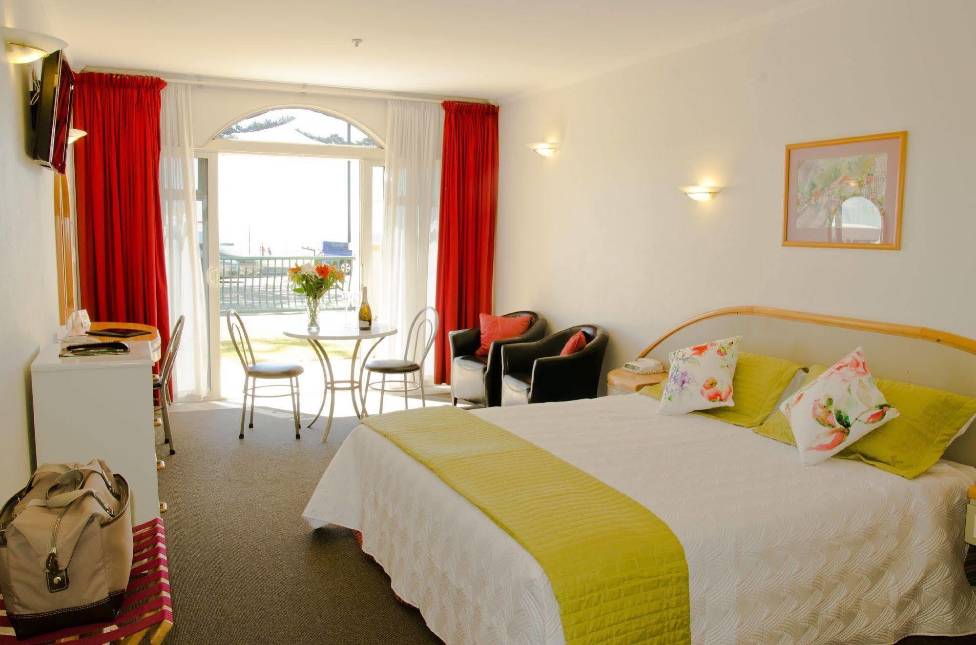 Beachfront Motel Napier Ngoại thất bức ảnh