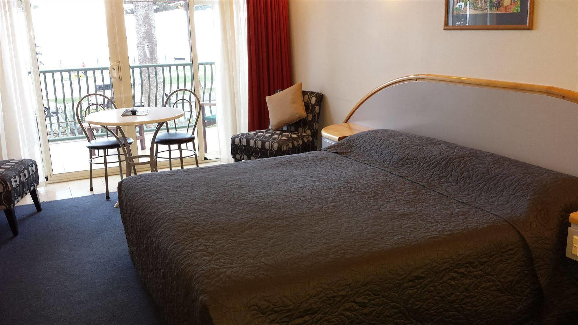 Beachfront Motel Napier Ngoại thất bức ảnh